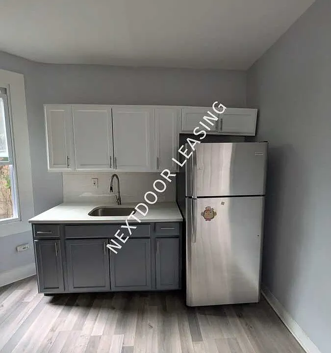 77 Grant Ave #1M