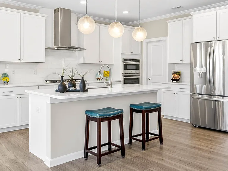1528 Frog Hollow Way — Photo 3