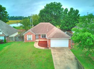 26470 Arrowood Dr, Claremore, OK 74019