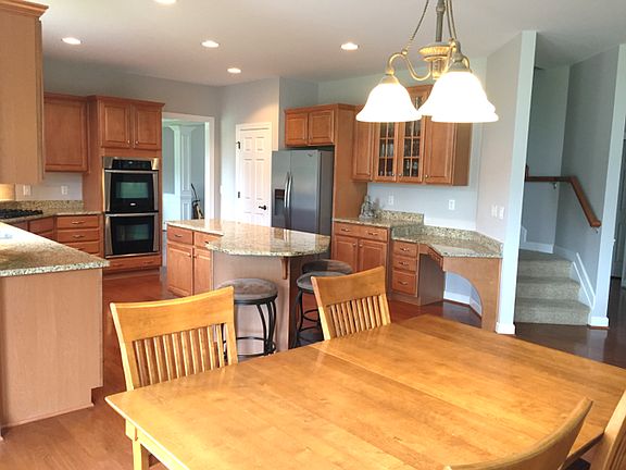 Dining Room & Kitchen