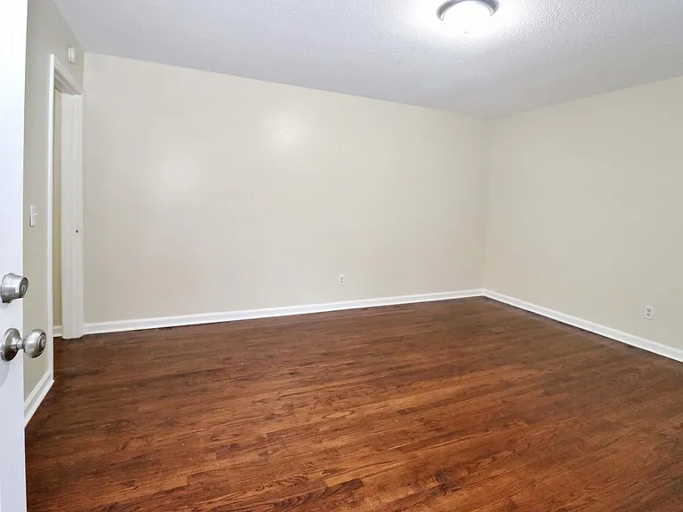 309 W Miriam Ave — Photo 3