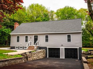 7 Lantern Ln, Chelmsford, MA 01824