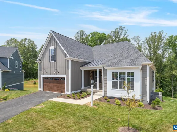 6 Odom Ct, Charlottesville, VA 22901