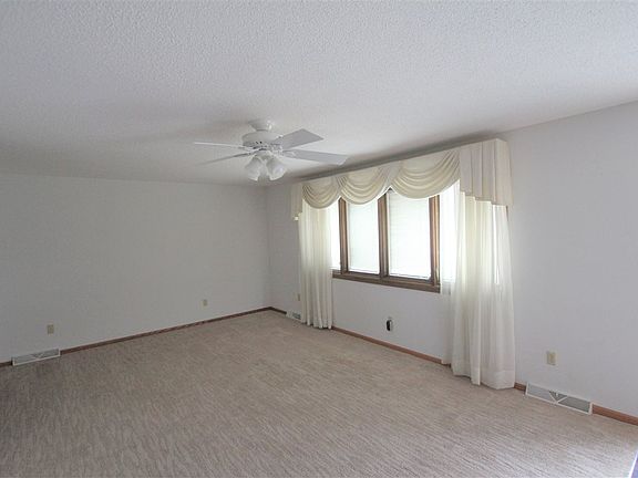2nd image of 505 W 30th St