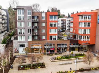 2441 76th Ave SE #320, Mercer Island, WA 98040