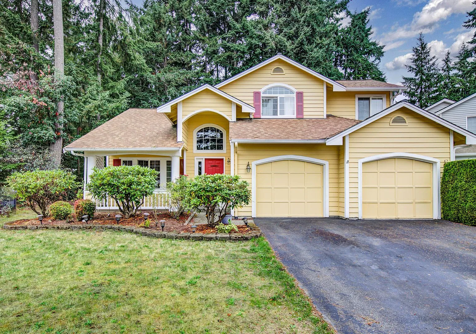 Silverdale Ridgetop Home — Photo 1