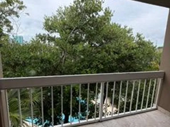 7707 Camino Real #B-407, Miami, FL 33143