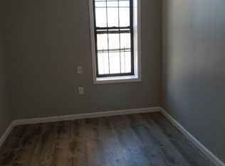755 Oakland Pl, Bronx, NY 10457