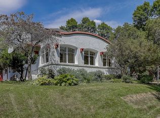 2683 N Summit Ave, Milwaukee, WI 53211