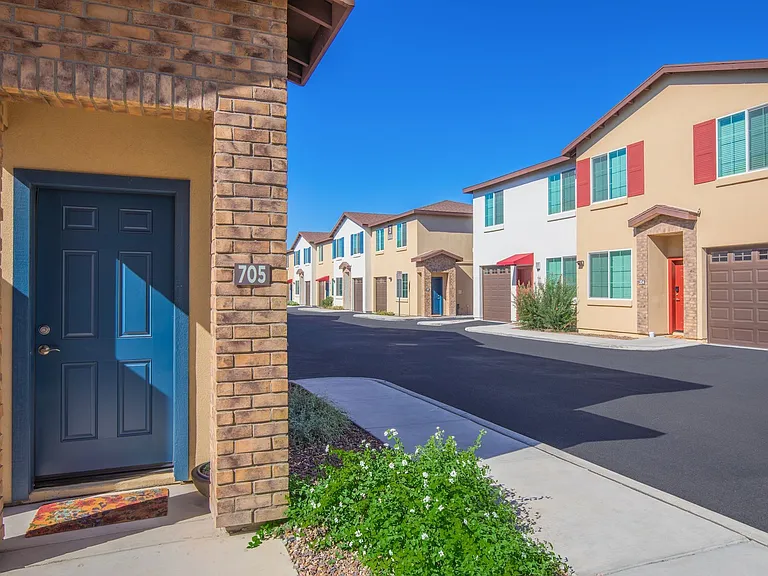 San Junipero Townhomes — Photo 17