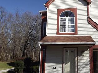 118 Andover Pl, Robbinsville, NJ 08691