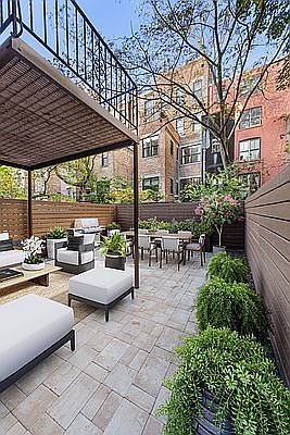 2nd image of 329 W 88th St APT 1