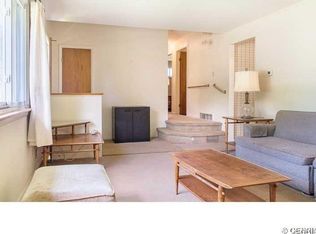 58 Academy Dr, Rochester, NY 14623