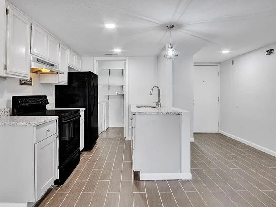 1st image of 11048 N 28th Dr Unit 146