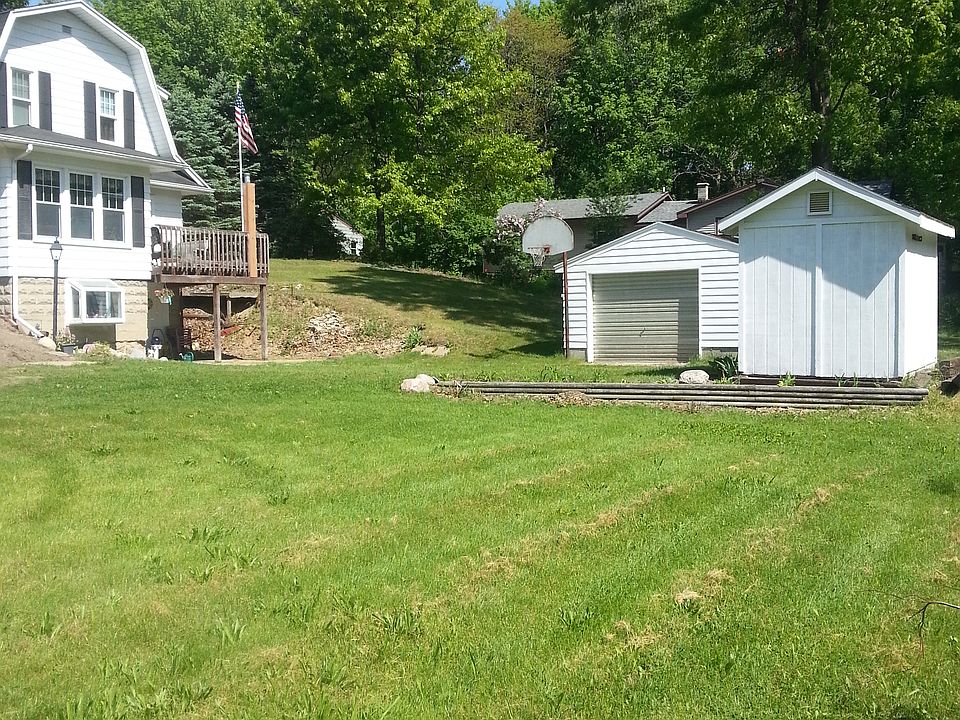 2nd image of 169 Mabel St NW