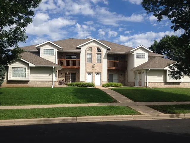 2 bed, 1255 sqft, $1,695 — Photo 2