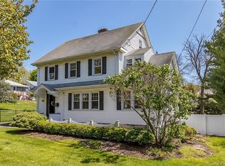 16 Ralsey Rd, Stamford, CT 06902