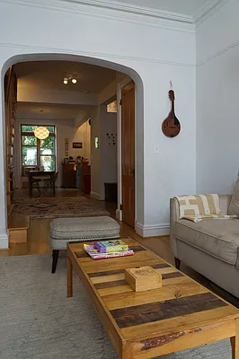 Rented by Alexandra Ferguson, LREB | media 23