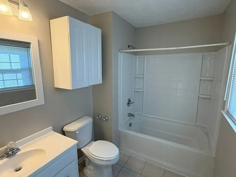 3517 Gowan Ln — Photo 9