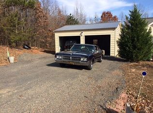 112 White Pine Dr, Stoneville, NC 27048