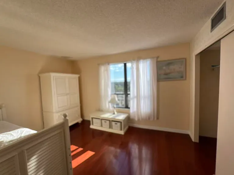 2618 Cove Cay Dr #909 — Photo 10
