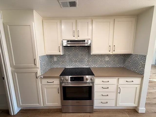 107 Stanford Ct #107 — Photo 24