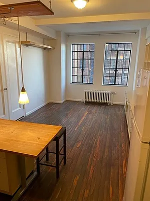 Rented by Steven Corcoran Real Estate | media 14