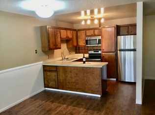 2215 9th St #306, Sacramento, CA