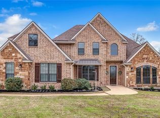 17790 Saddle Creek Dr, College Station, TX 77845