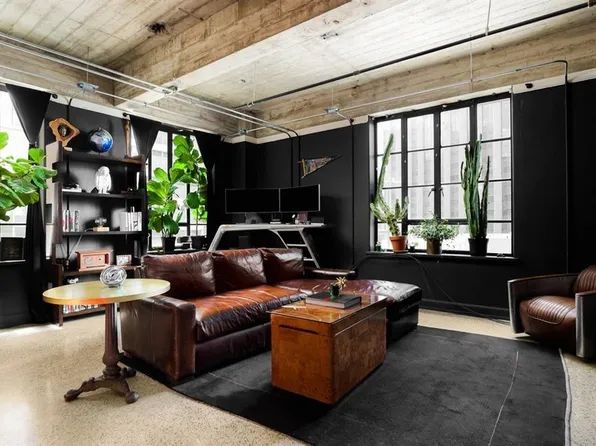 710 Colorado St APT 4A, Austin, TX 78701