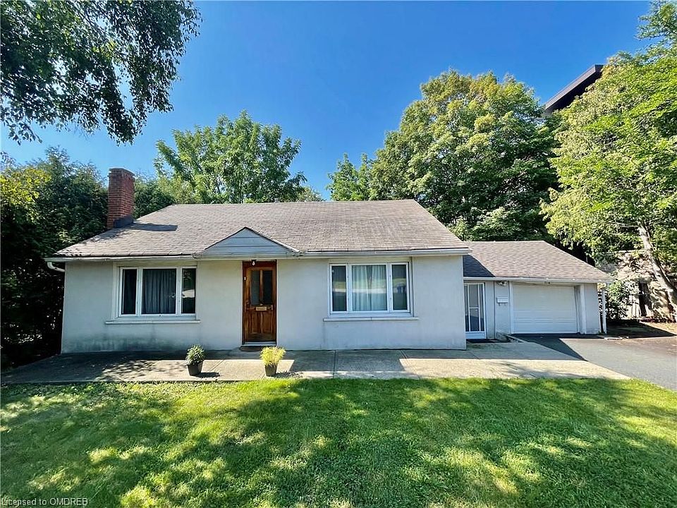 1st image of 114 Garden Dr