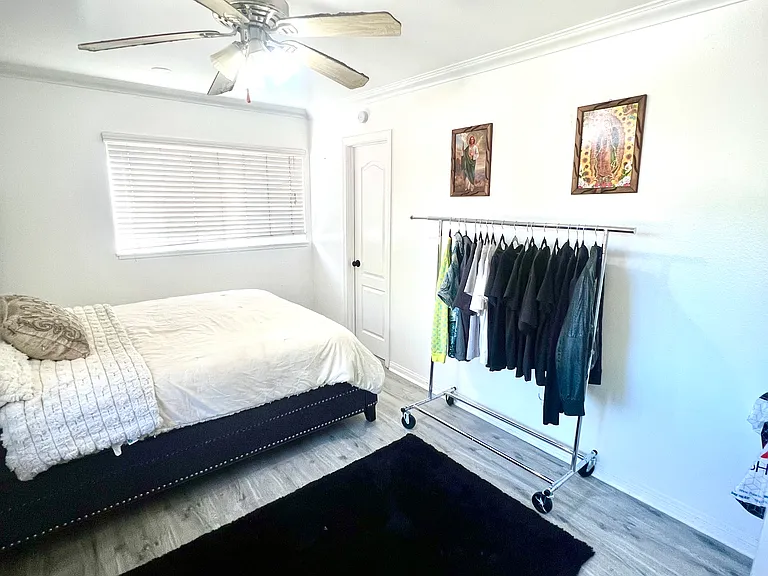 8927 Seranata Dr — Photo 24