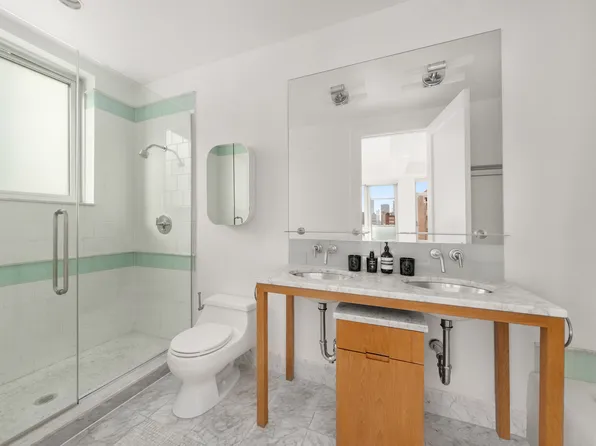 426 West 58th Street image 16 of 21