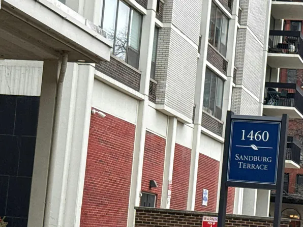 1460 N Sandburg Ter APT 1406A, Chicago, IL 60610