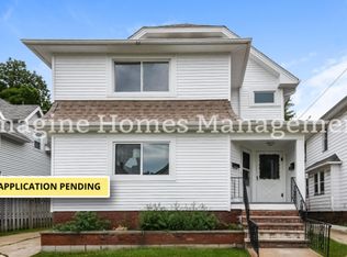 1535 Hopkins Ave, Lakewood, OH