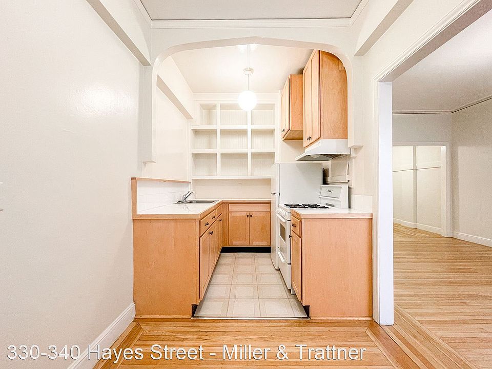 1st image of 340 Hayes St APT 204