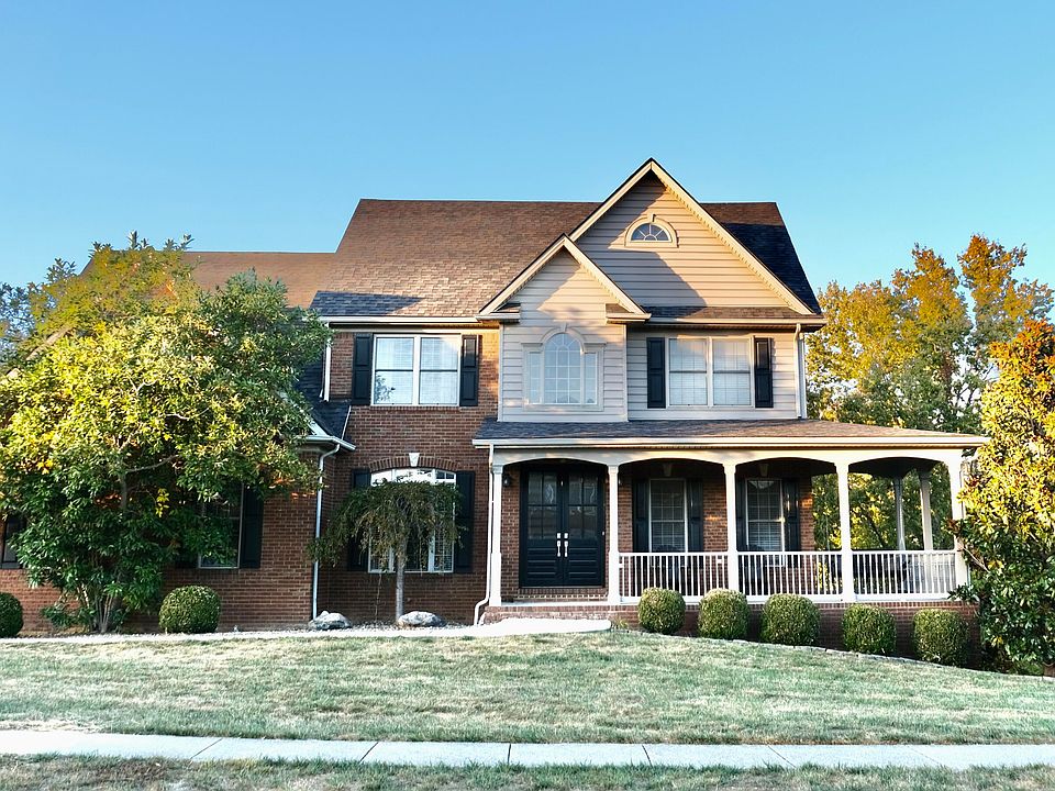 1st image of 136 Hickory Meadows Dr