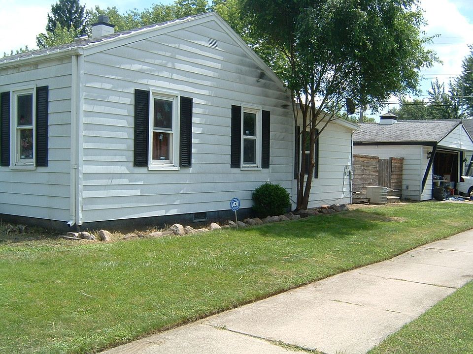 1st image of 24137 Annapolis St