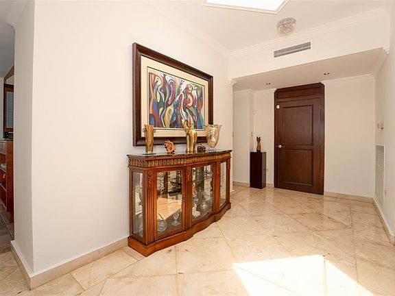 5th image of 24 Paseo Las Palmas Dorado Pr