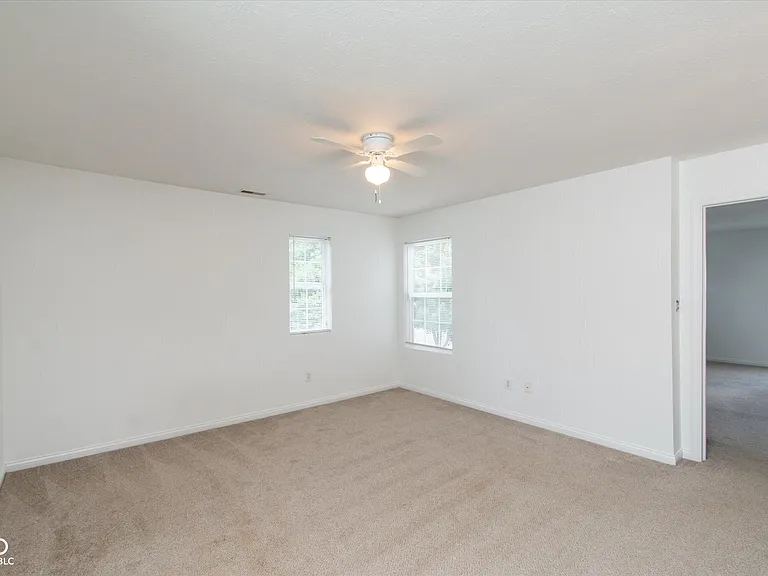 11217 Candice Dr — Photo 11
