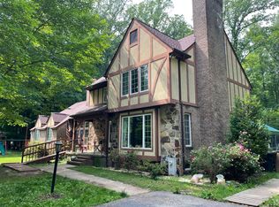 1677 Pleasant Plains Rd #1, Annapolis, MD 21409
