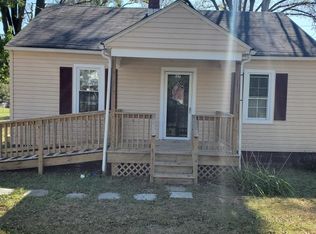 135 Edwards Ln, Winchester, VA