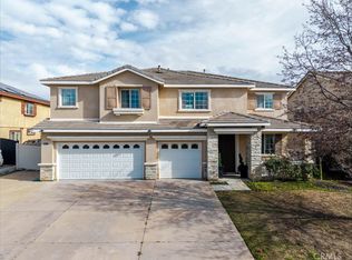 39112 Desert Holly Ln, Palmdale, CA 93551