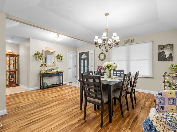 4th image of 3368 Berkshire Pl