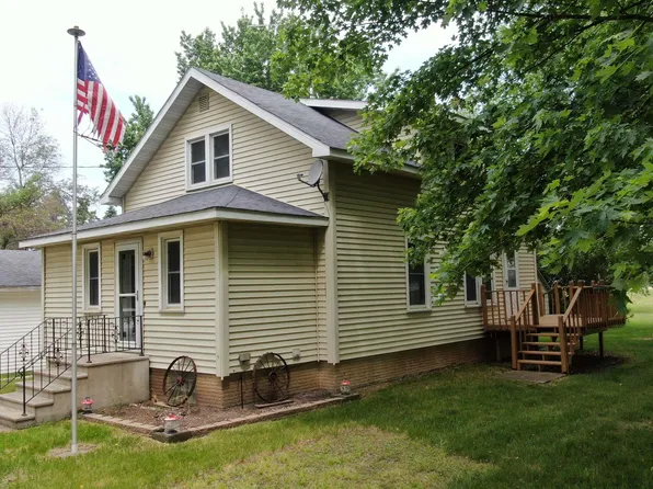 11979 Willow Ave, Cresco, IA 52136