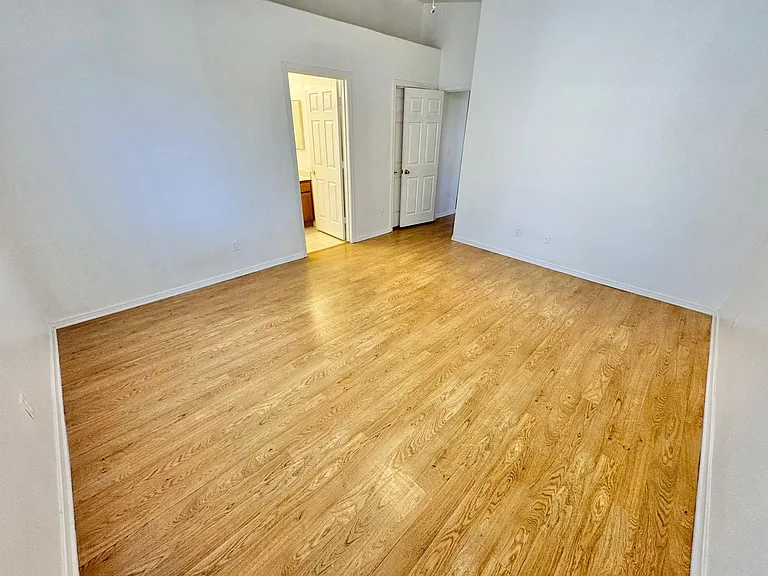 1396 Dragon Rock Dr — Photo 11