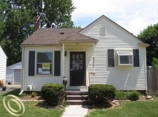 3865 Winifred St, Wayne, MI 48184