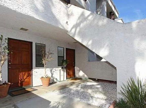 3rd image of 2650 Lake Ave APT 2