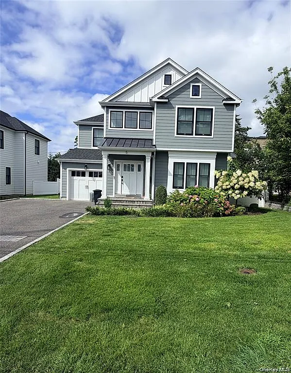 4 bed, 2.5 bath, 2475 sqft, $12,000 — Photo 2