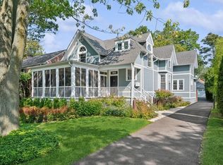 883 Elm St, Winnetka, IL 60093